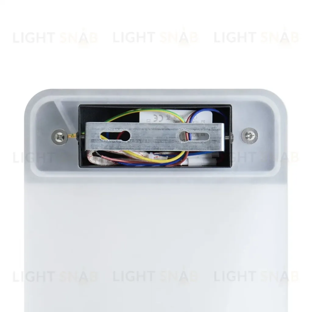 Настенный светильник Freya Market FR6199WL-L4B1 FR6199WL-L4B1