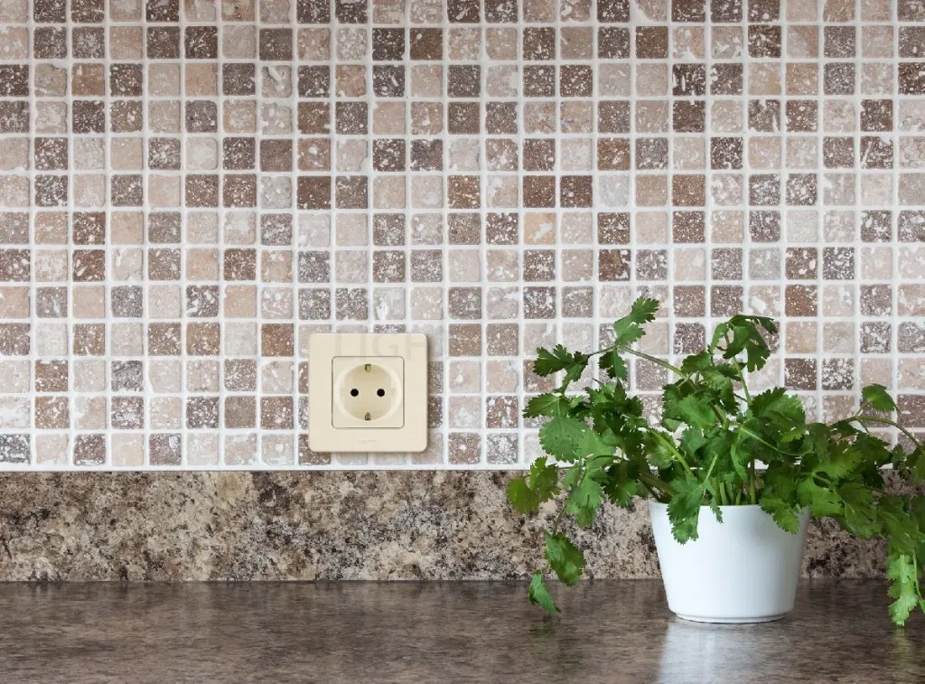 Розетка с/з Legrand Inspiria 673721 673721