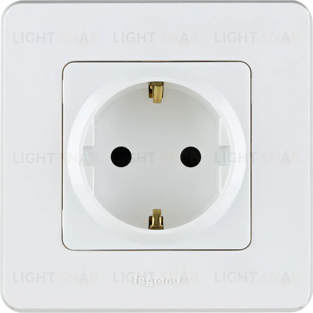 Розетка с/з со шторками Legrand Inspiria 673730 673730
