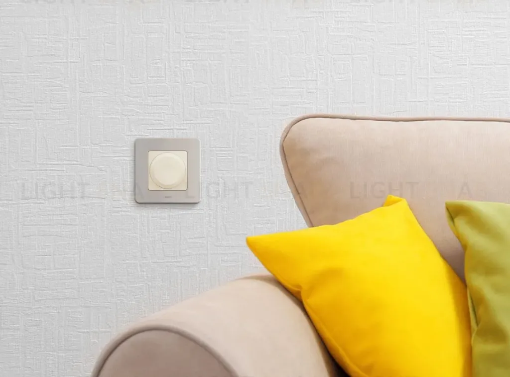 Рамка одноместная Legrand Inspiria 673938 673938