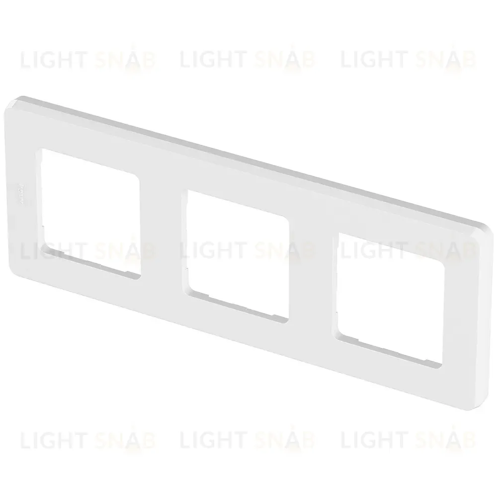 Рамка трехместная Legrand Inspiria 673950 673950