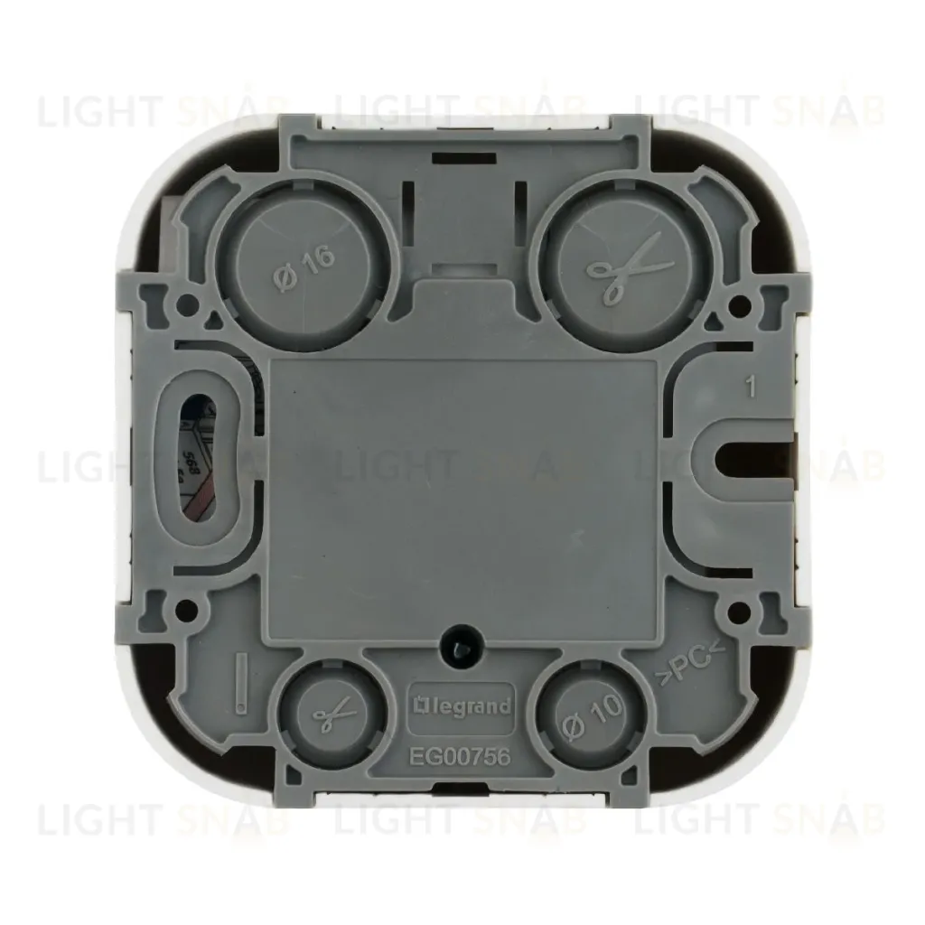 Розетка компьютерная RJ45 Legrand Quteo 782224 782224