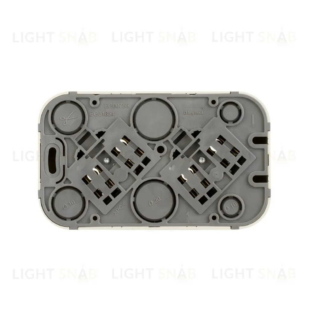 Розеточный блок двойной б/з Legrand Quteo 782261 782261