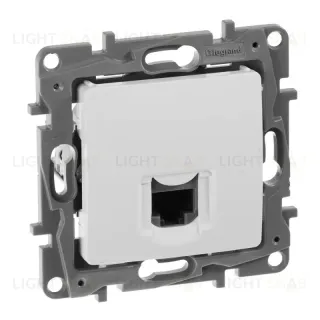 Розетка компьютерная RJ45 Legrand Etika 5 кат UTP белая 672241 672241