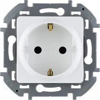 Розетка с/з со шторками Legrand Inspiria 673730 673730