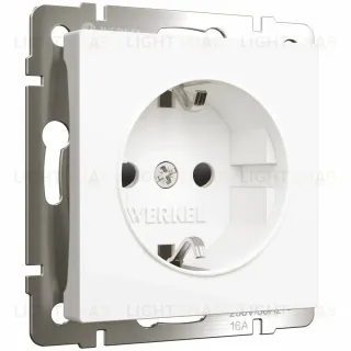 Розетка с заземлением и шторками Werkel 4690389184734 W1171161 4690389184734