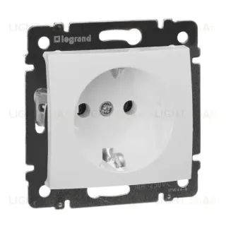 Розетка 2К+3 Legrand Valena 16A 250V с/з винтовой зажим белая 774420
