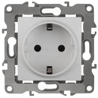 Розетка ЭРА 12 2P E Schuko со шторками 16A 250V 12-2102-01 Б0014687