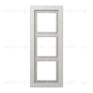 Рамка трехместная Jung LSD983LG