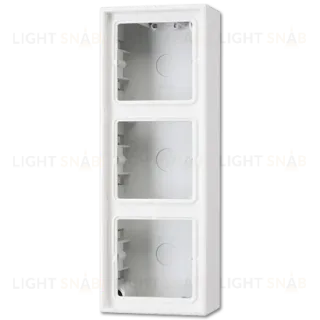 Рамка трехместная Jung LS583AWW