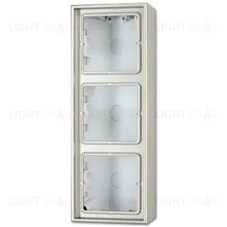 Коробка трехместная Jung ES2583A-L