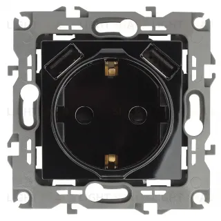 Розетка 2P+E со шторками и 2xUSB Эра 12-4109-06 Б0047845